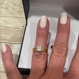 Giani Bernini Gold Ring with‎ Clear Stone